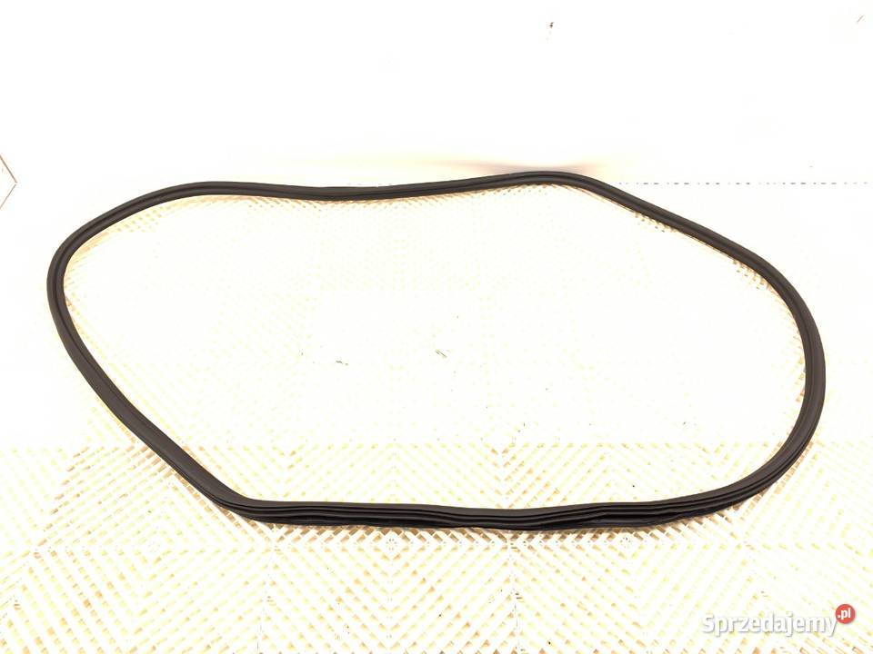 USZCZELKA DRZWI TYŁ PRAWA AUDI Q7 4M SUV