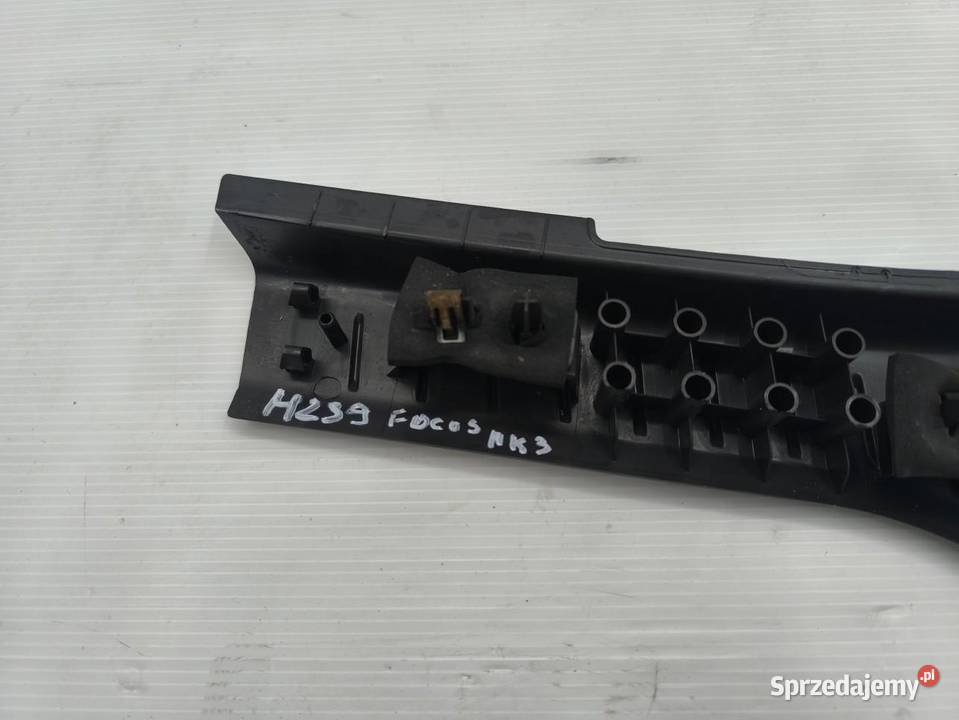 NAKŁADKA OSŁONA PASA TYŁ FORD FOCUS MK3 LIFT