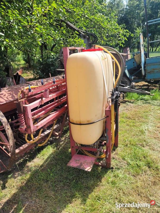 Opryskiwacz 400l renal Lelowice-Kolonia sprzedam