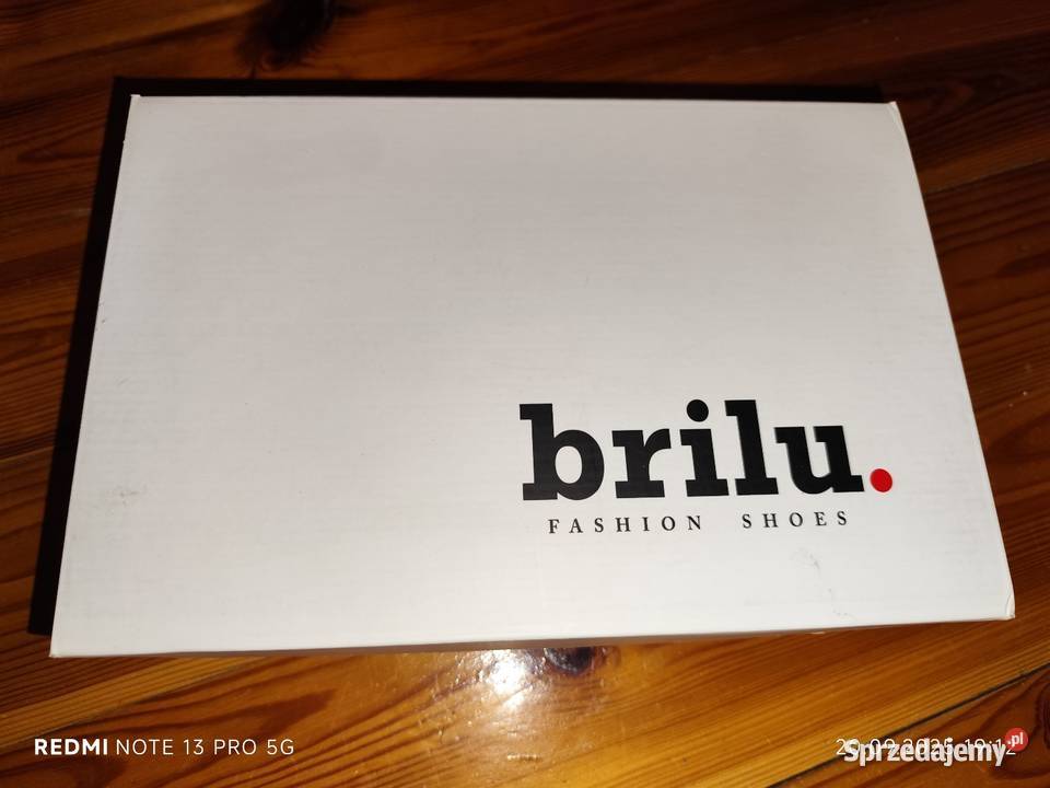 perłowe klasyczne wysokie szpilki firmy brilui Szczecin sprzedam