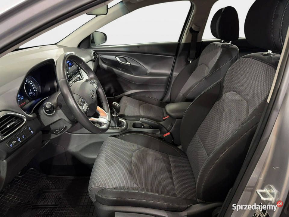 Hyundai i30 VAT 23 Modern 15DPI 110 M6 2022 r Myślenice
