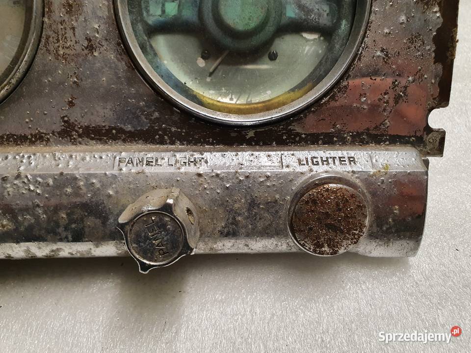 Plymouth Special Deluxe 1949 deska rozdzielcza Brwinów