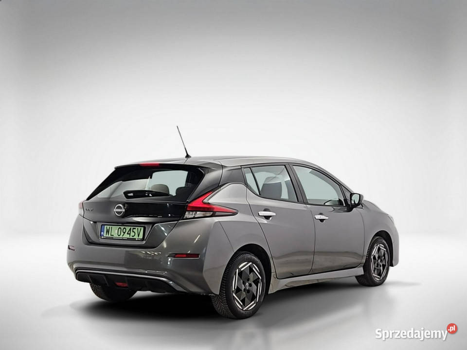 Nissan Leaf 40kWh Acenta Z Polskiego Salonu lakier metallic Warszawa
