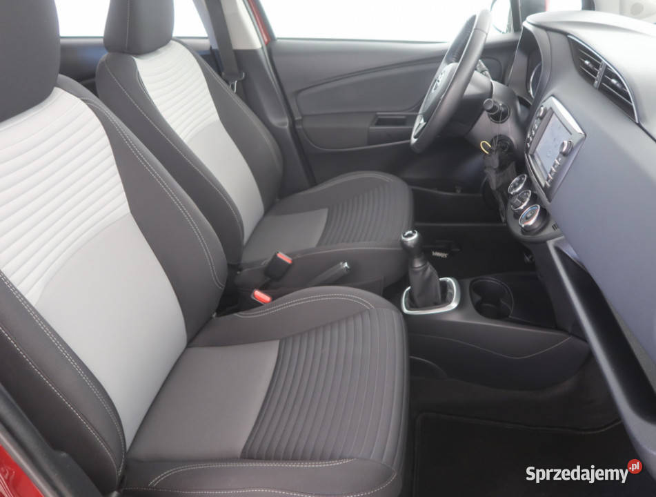 Toyota Yaris 10 VVTi czujnik deszczu dolnośląskie