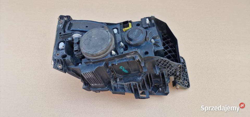 RENAULT GAMA T RANGE REFLEKTOR LAMPA LEWA H7 ciężarowe