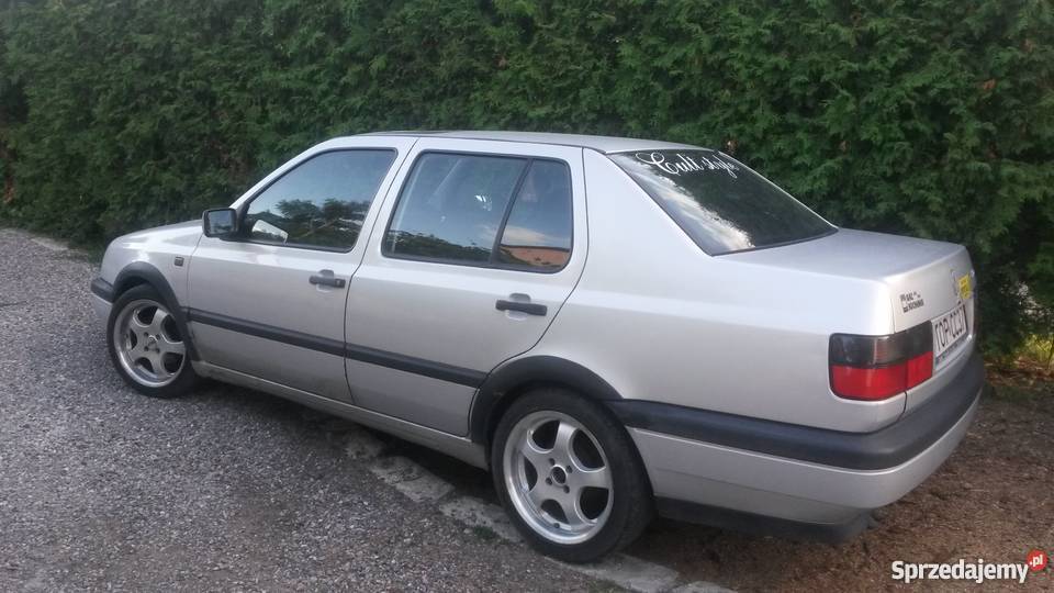 Volkswagen Vento 19 TDI srebrny świętokrzyskie Ostrowiec Świętokrzyski