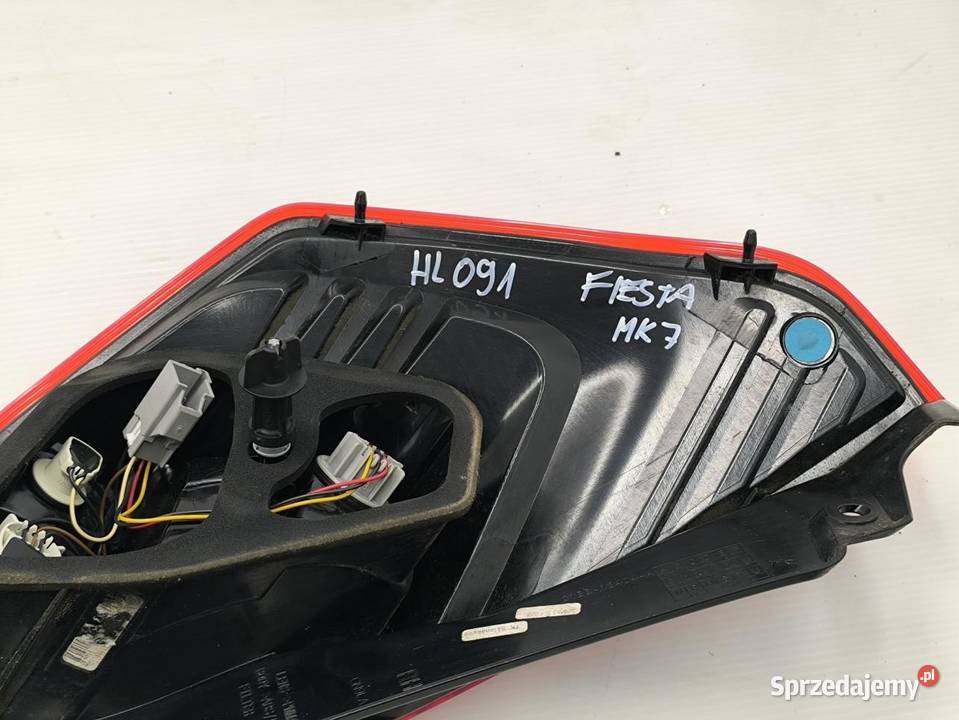 LAMPA PRAWY TYŁ FORD FIESTA MK7 LIFT C1BB13404A