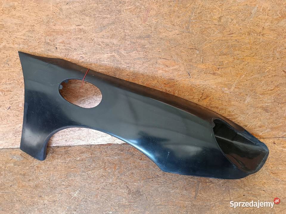 BŁOTNIK PRAWY PRZÓD WŁÓKNO WĘGLOWE PORSCHE osobowe Nowy Tomyśl