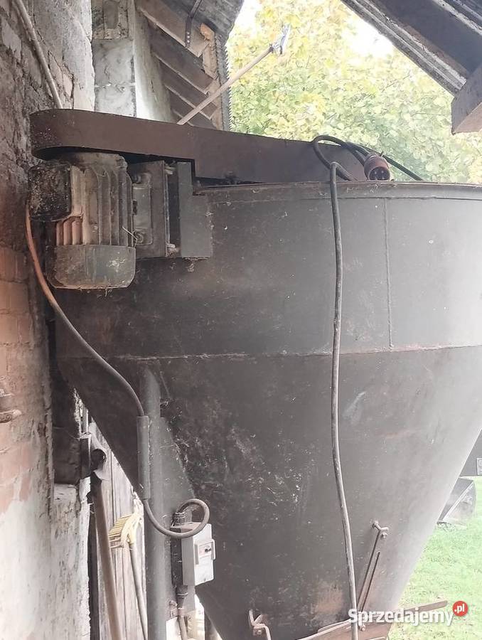Mieszalnik pasz Okonek Opatówek sprzedam