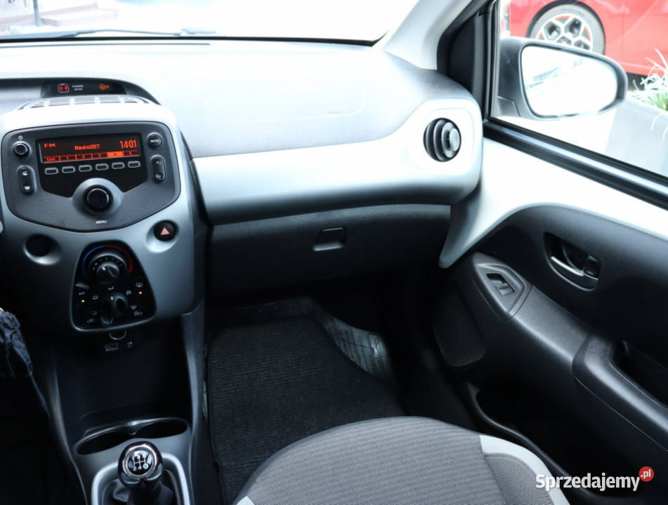 Toyota Aygo 10 VVTi światła do jazdy dziennej Piaseczno