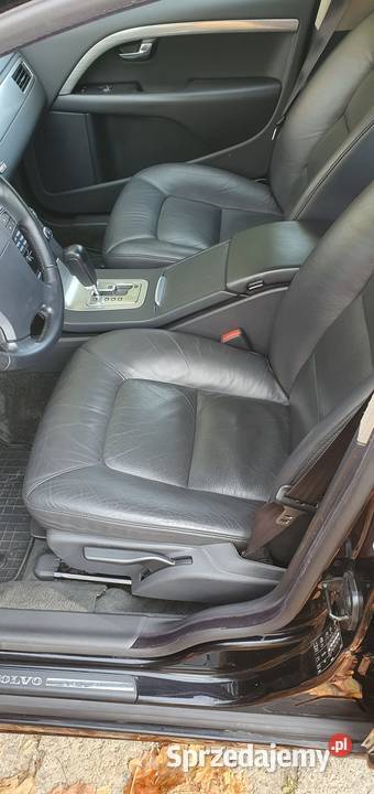 Volvo V70 24 D5 185hp oryginalny lakier tempomat Puławy