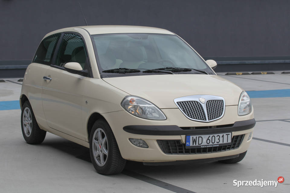 Lancia Ypsilon 12 Ypsilon Warszawa