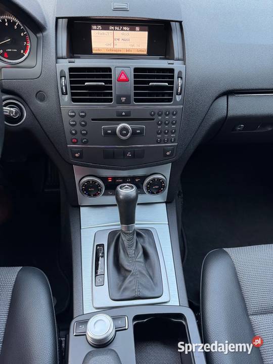Mercedes C200 18 CGI automat Sedan / Limuzyna sprzedam