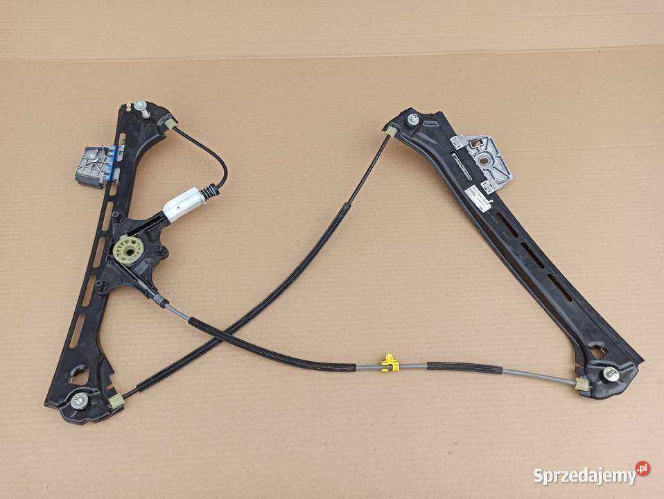 MERCEDES CLK W207 MECHANIZM SZYBY PODNOŚNIK LEWY wyposażenie elektryczne Trzciel