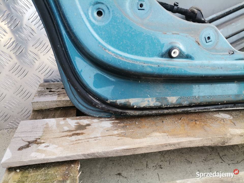 Drzwi Lewy Tył Volkswagen Touran osobowe Pogorzelec