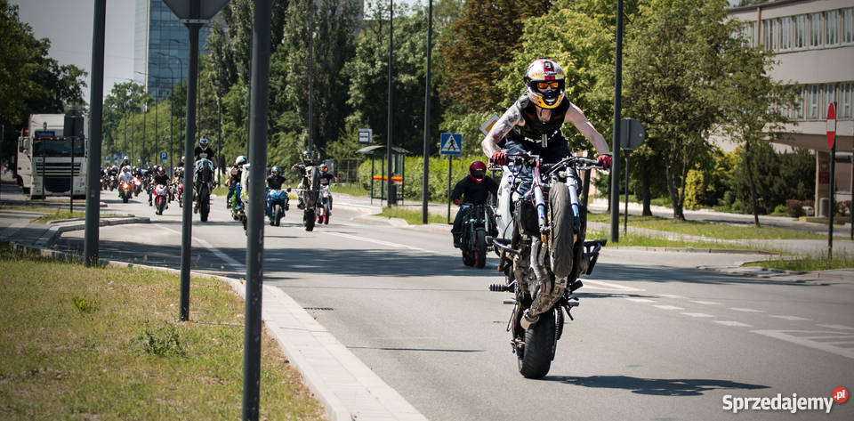 honda cbr f4i stunt 636