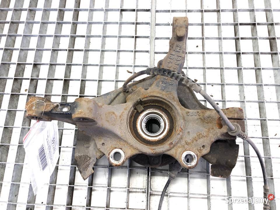 ZWROTNICA PRAWY PRZÓD OPEL CORSA E 14 90 osobowe Zwrotnice