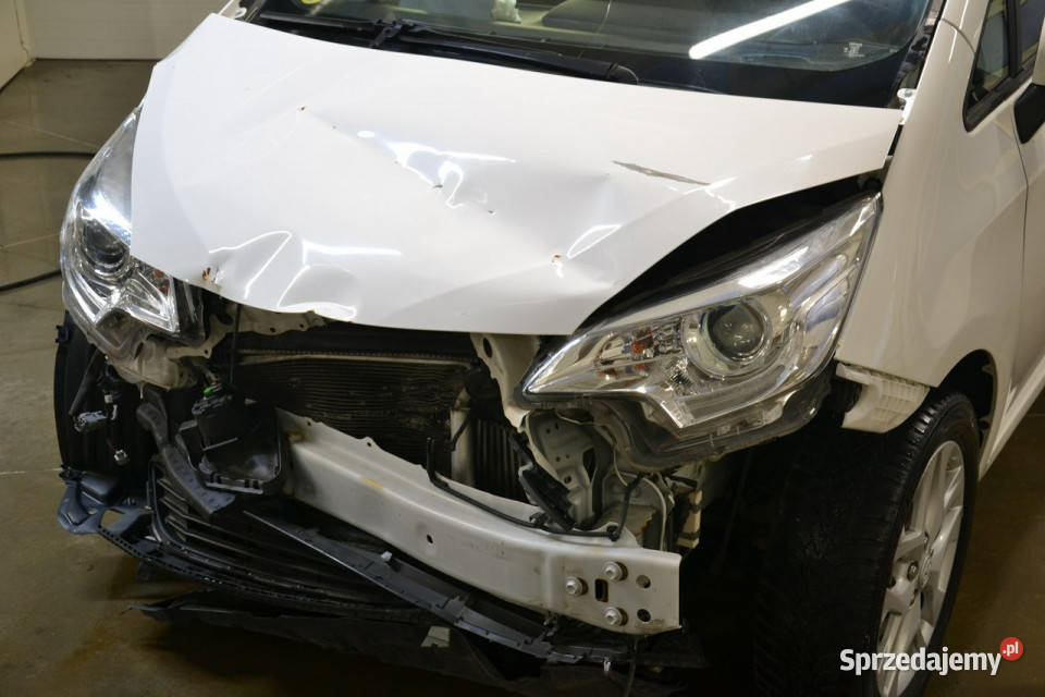 Toyota Verso S 14 d4d 90 climatronic nawigacja Motoryzacja Kęty