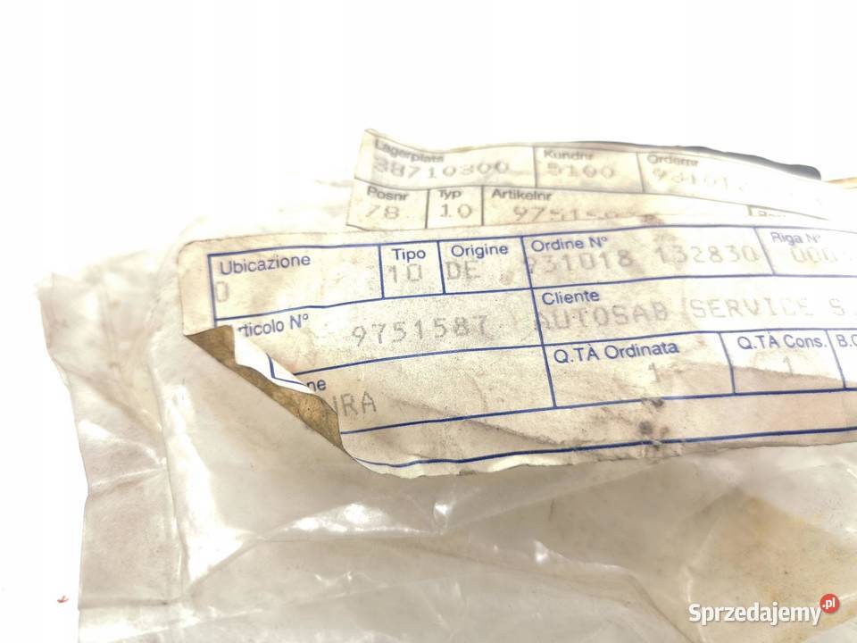 ZAMEK OPARCIA KANAPY PRAWY TYŁ SAAB 9000 8591 sprzedam