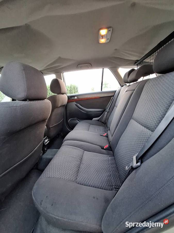 Sprzedam toyotę avensis t25 z silnikiem 20 d4d pomorskie