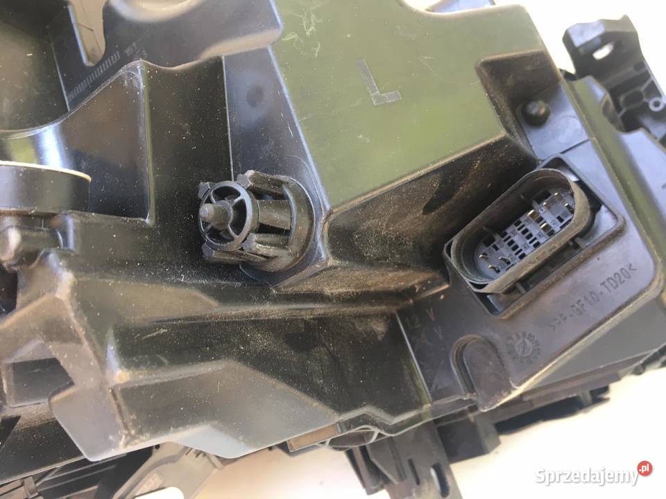 MERCEDES GLA W156 LEWA LAMPA FULL LED