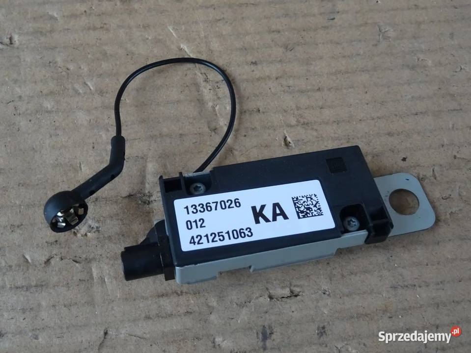 Antena wzmacniacz audio navi płetwa rekina Opel osobowe łódzkie Parcice sprzedam
