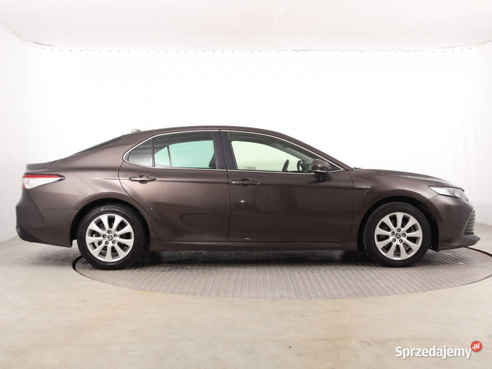 Toyota Camry 25 Hybrid Rok produkcji 2020 Camry Katowice