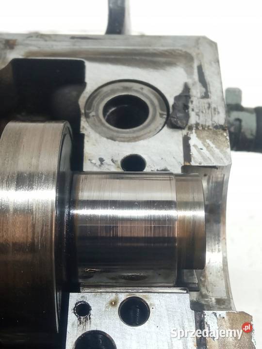 GŁOWICA KOMPLETNA 038103373R 19 TDI VW