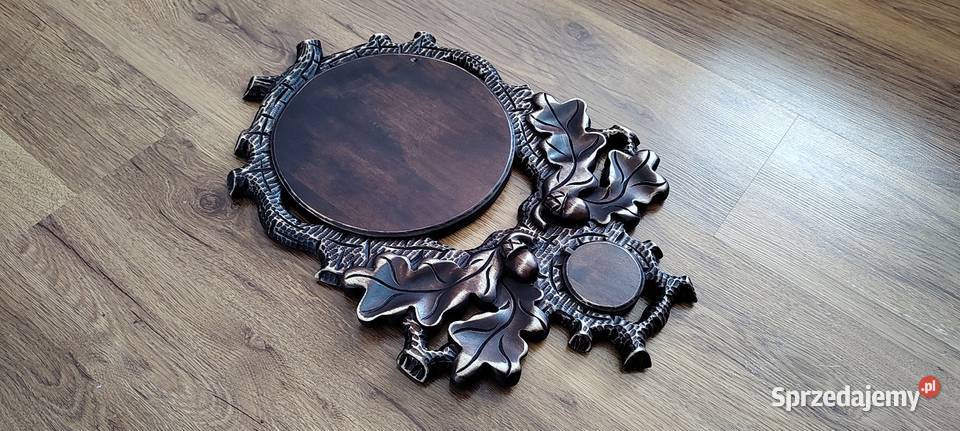 Rzeźbiona podkładka pod medalowy oręż dzika wielkopolskie