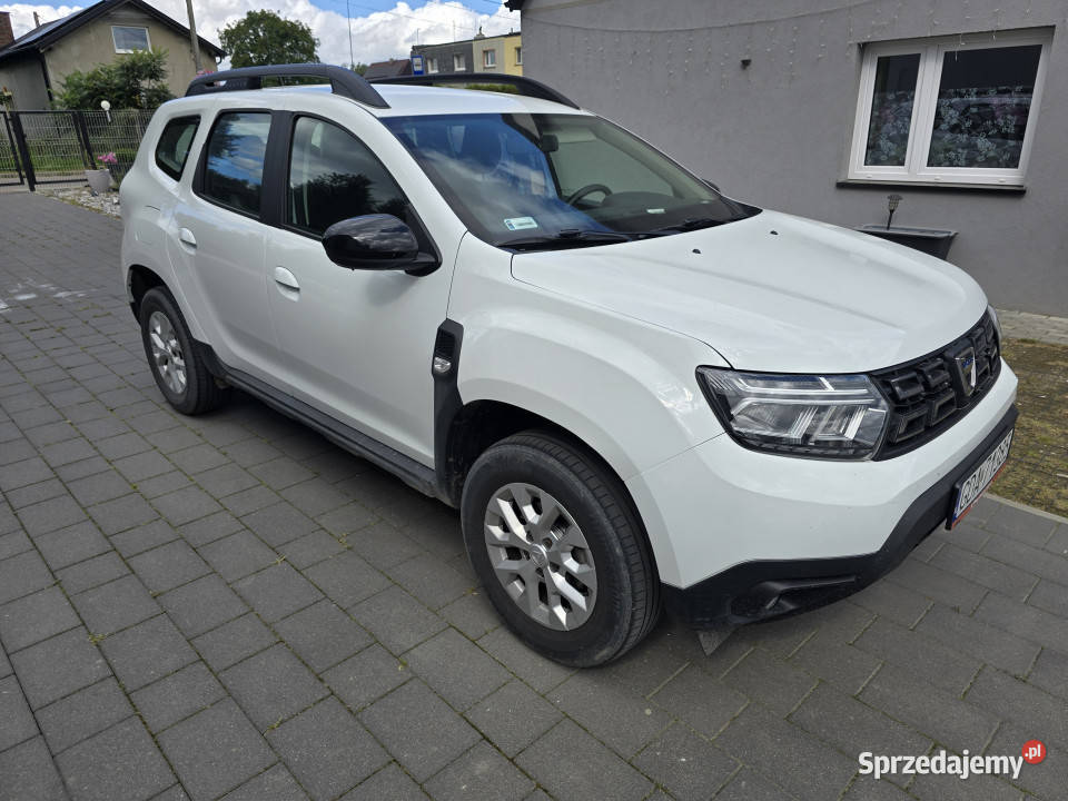 Samochód DACIA DUSTER 10 LPG 2022 r 71 132 1wszy pełny VAT Czarne
