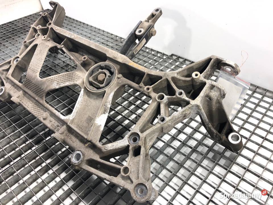 BELKA POD SILNIK VW PASSAT B8 18 180 3Q0199369E podkarpackie