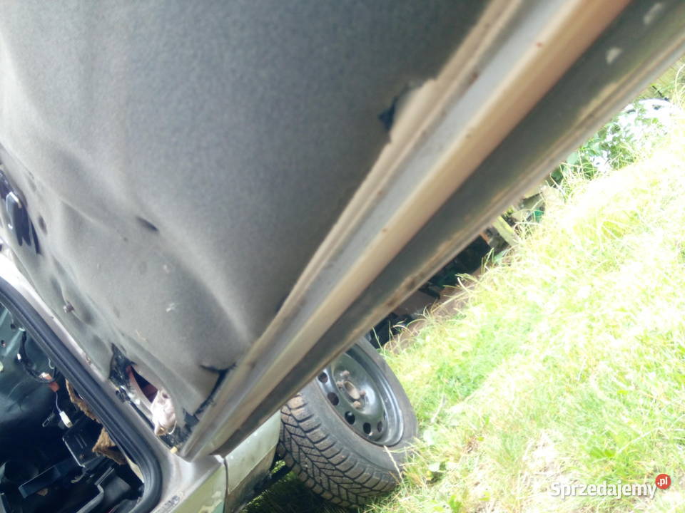 Ford Sierra coupe do remontu 2/3 Sierra Targowica