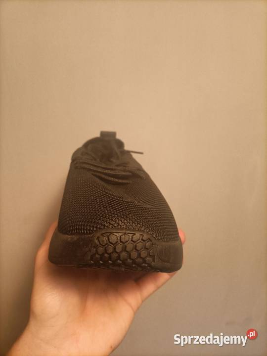 Buty sportowe męskie rozmiar 42 NOWE podkarpackie sprzedam