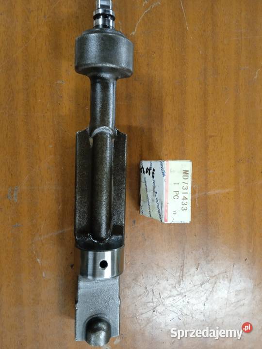 Mitsubishi pajero 9100r lampa przód tył lampy przednie Myślibórz