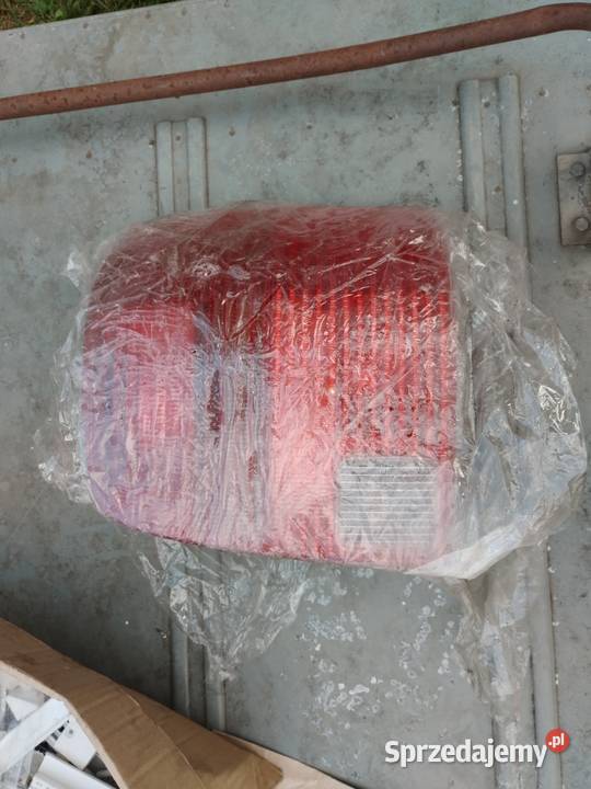 Lampa tył prawa VW passat B5 kombi Szubin