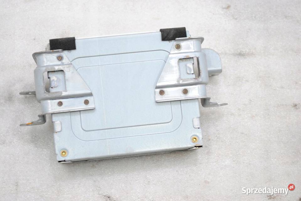 STEROWNIK ECU MR977145 MITSUBISHI PAJERO III osobowe