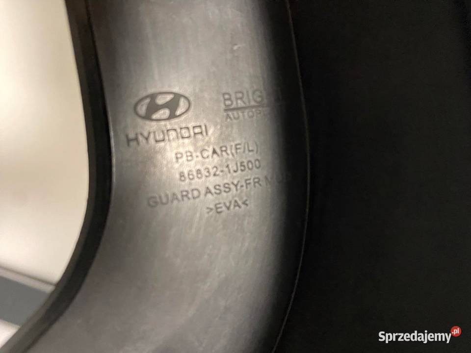 Hyundai i20 chlapacz prawy przód 868321J500 Rzeszów sprzedam
