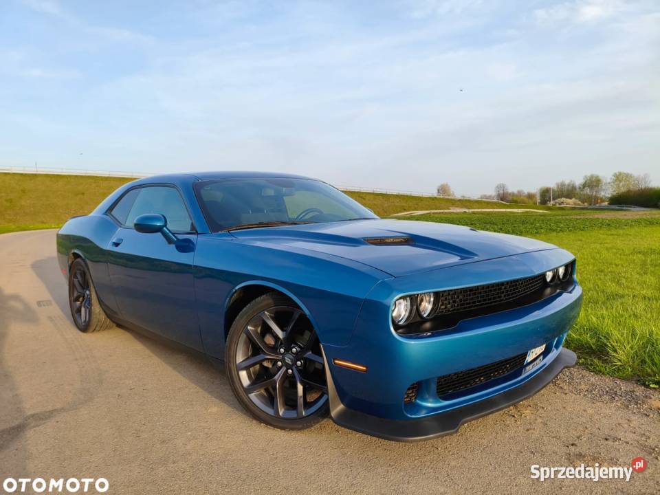 Dodge Challenger 36 Białobrzegi