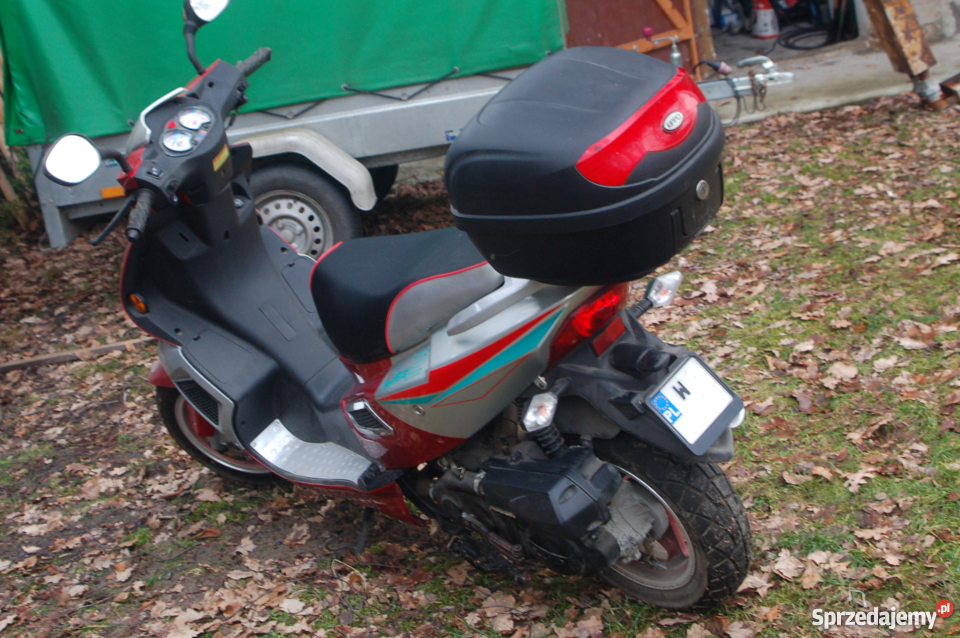 Skuter Router Traffico 2 Jonway Italia czterosuwowy Kołbiel