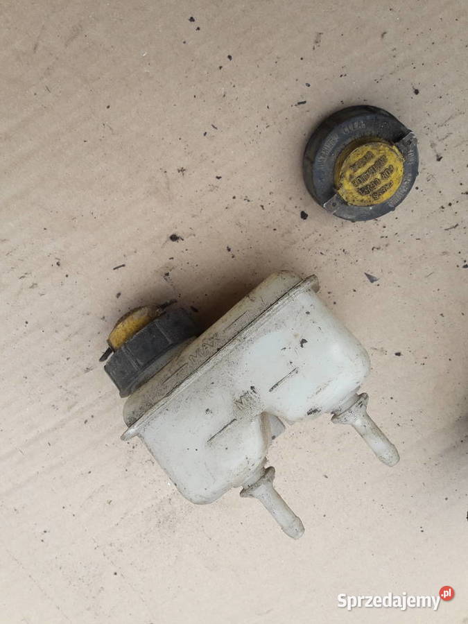 ZBIORNICZEK WYROWNAWCZY HAMULCOWY PLYNU FIAT Sokolniki