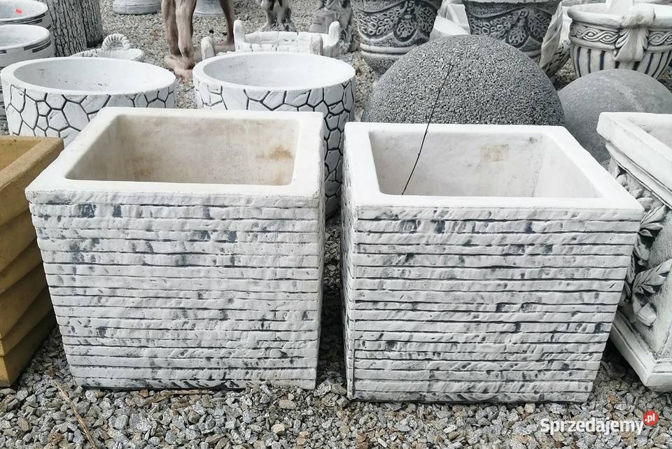 DONICA OGRODOWA BETONOWA W145 Nysa