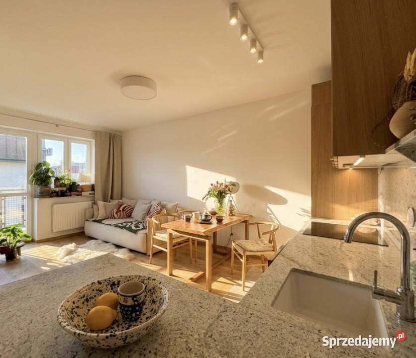 4 pokoje 66 m BEZPOŚREDNIO Wysoki standard Ulica Rok budowy 2001 Wynajem mazowieckie Warszawa