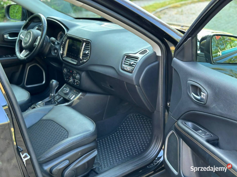 Jeep Compass Faktura VAT 23 13 Limited Benzyna nawigacja Tarnowskie Góry