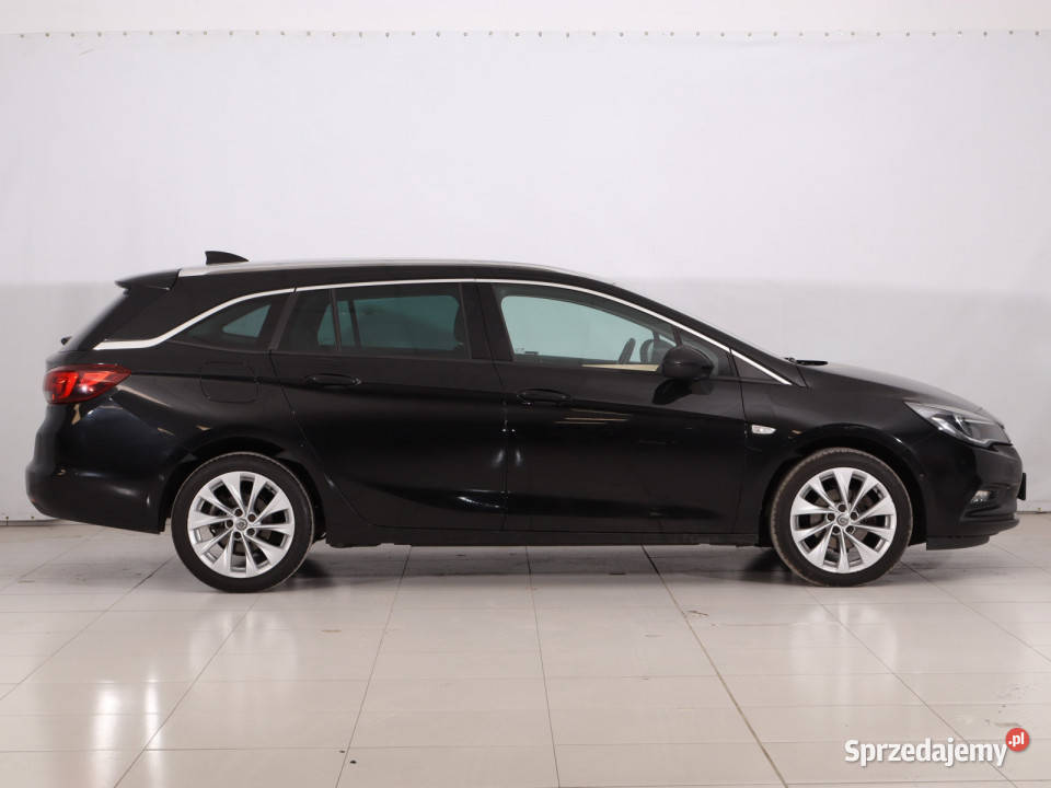 Opel Astra 14 T Piaseczno