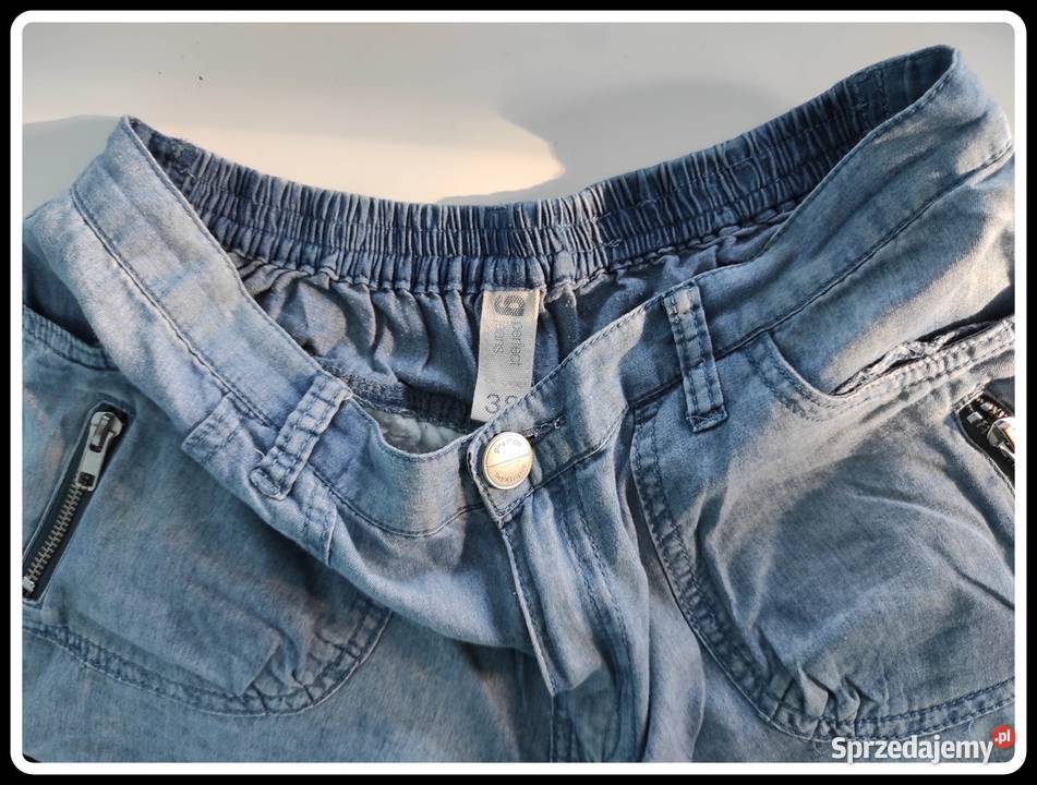 Krótkie spodenki z miękkiego jeansu na gumce 38 Płock