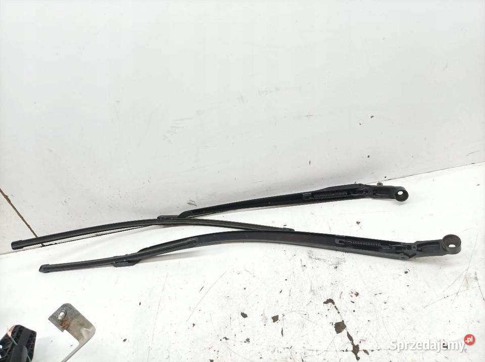 RAMIONA WYCIERACZEK PRZÓD EUROPA T27 Toyota świętokrzyskie sprzedam