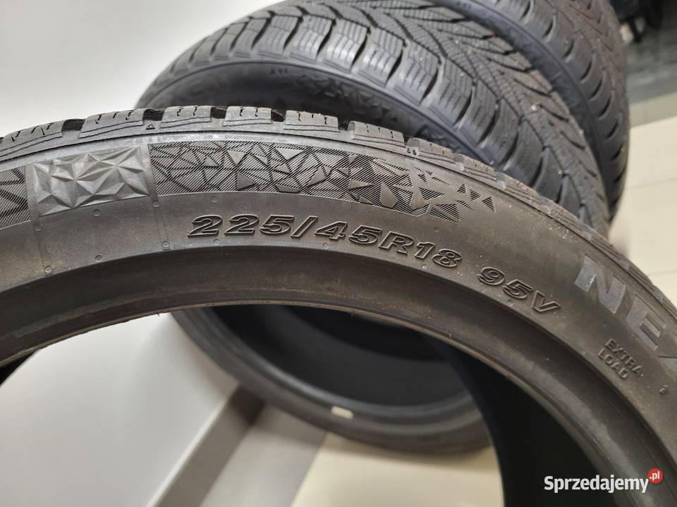 Opony zimiwe NEXEN 22545 R18 Samochodowe Bielsko-Biała sprzedam