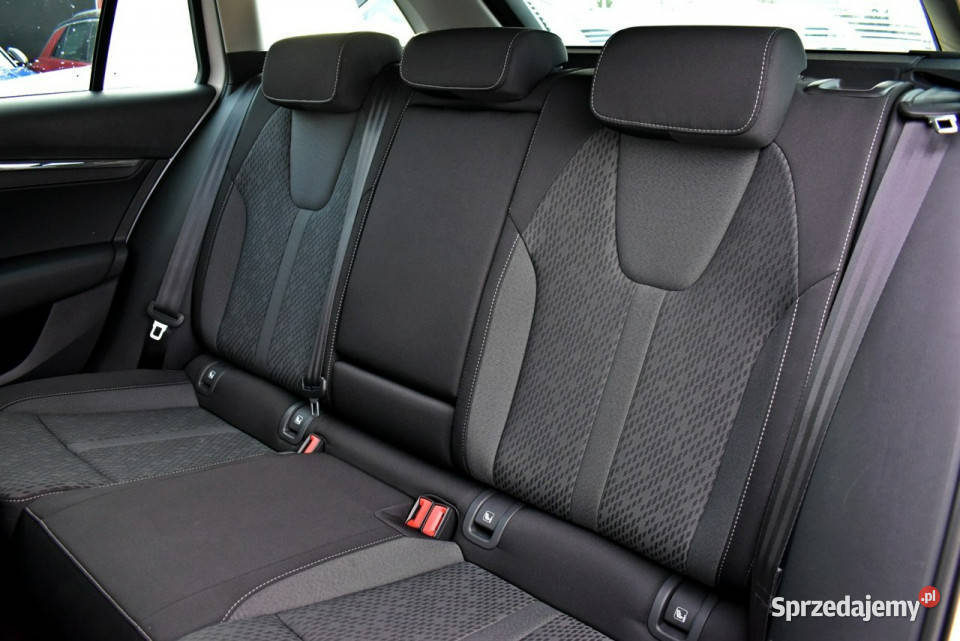 koda Octavia Bezwypadkowy Salon Polska Serwis relingi dachowe Łódź