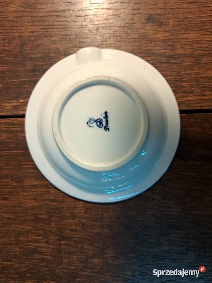 Przedwojenna popielniczka porcelanowa biała Carl Olkusz sprzedam