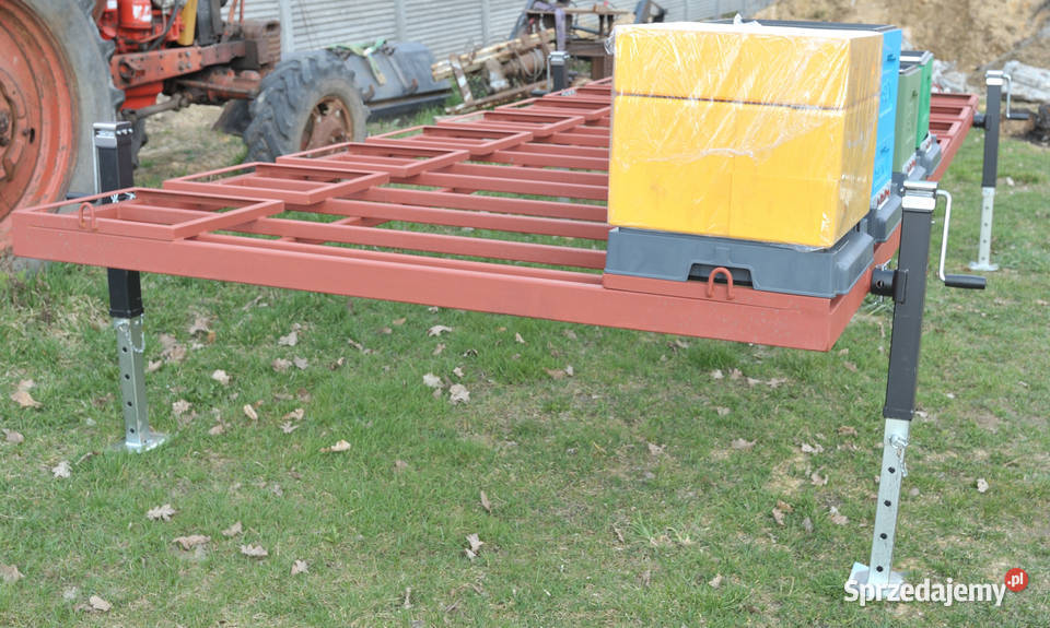 Platforma mobilna do przewozu uli